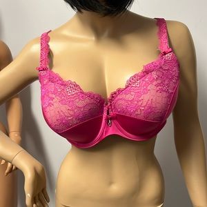 NWOT Curvycouture Bra S42Dd